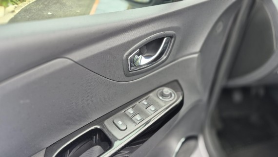 RENAULT Captur captur diesel-006.jpg